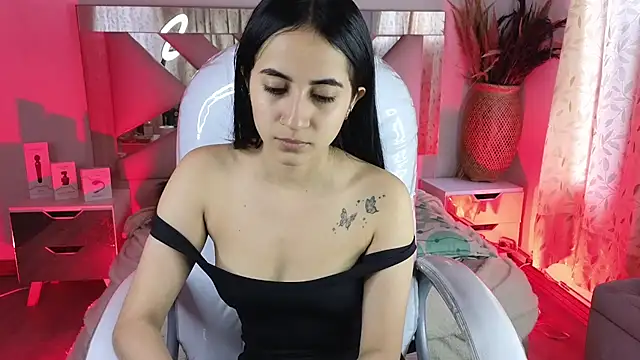 Snapshot of Mia_Fischer chatting on March 4, 11:29 am Mia Fischer online show from March 4, 11:29 am