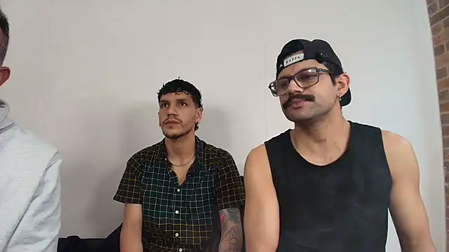 Benjamin show online show from February 8, 9:12 pm