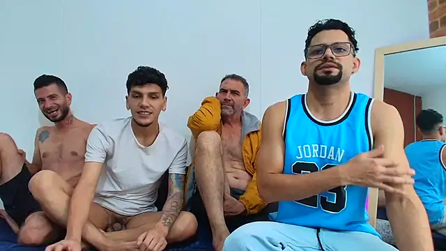 Benjamin show online show from November 27, 8:42 pm