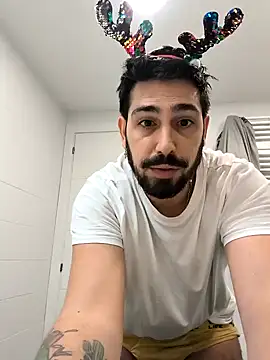 cricrimsBarcelona online show from December 29, 5:01 pm