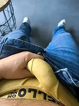 cricrimsBarcelona online show from March 13, 7:31 am