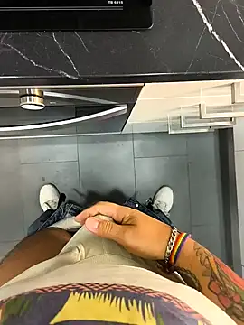 cricrimsBarcelona online show from October 10, 6:25 am