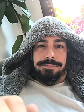 cricrimsBarcelona online show from December 28, 9:31 am