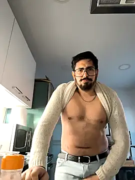 cricrimsBarcelona online show from February 4, 7:29 am