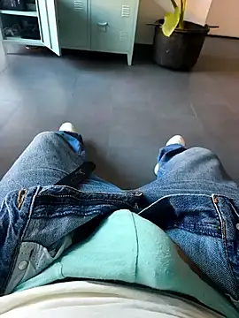 cricrimsBarcelona online show from October 30, 7:17 am