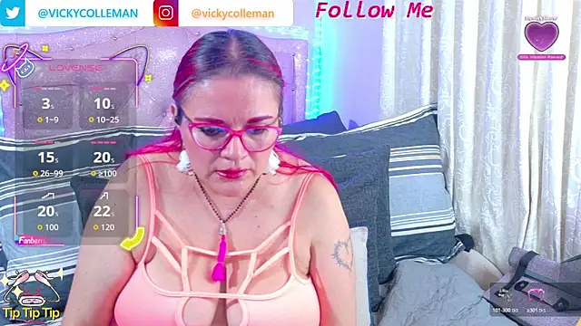 Snapshot of VickyColleman chatting on October 23, 7:12 pm VickyColleman online show from October 23, 7:12 pm