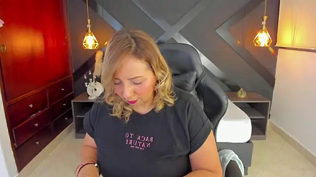 andre soto  online show from November 18, 2:27 am