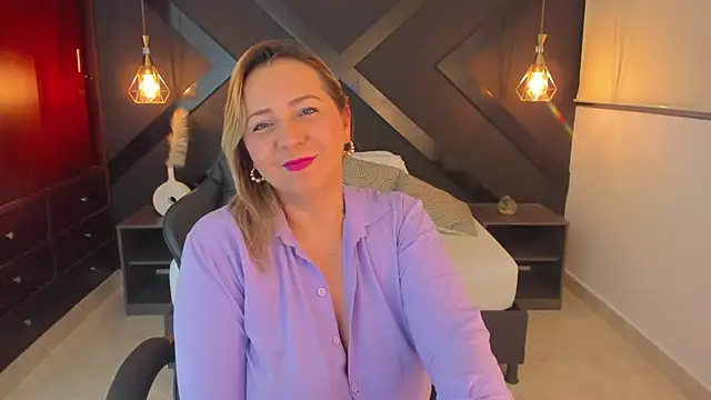 andre soto  online show from April 9, 1:51 am