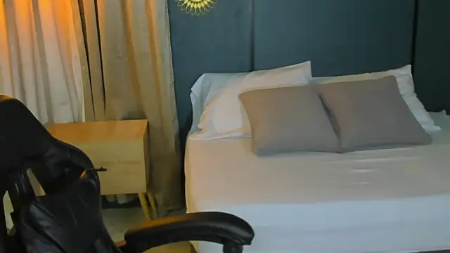 andre soto  online show from February 25, 2:01 am