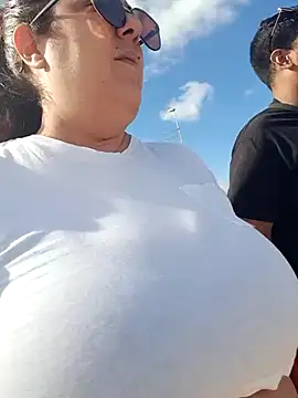 kittymorenita26 online show from January 13, 2:53 pm