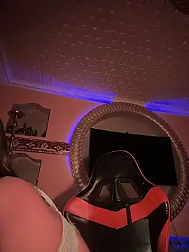 shanelle0 online show from January 9, 9:16 am