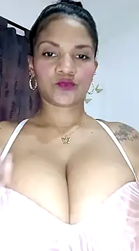 alejandraboobs07 online show from December 15, 4:48 pm