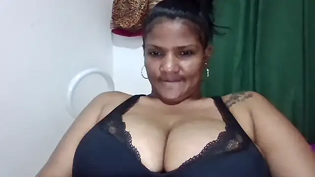 alejandraboobs07 online show from March 18, 2:37 am