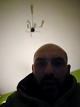 Snapshot of STANISLAW621162 chatting on February 27, 1:17 am STANISLAW621162 online show from February 27, 1:17 am
