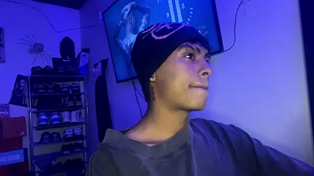  Billowy  online show from December 5, 6:01 am