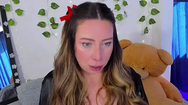 JanneKim online show from November 26, 1:55 pm