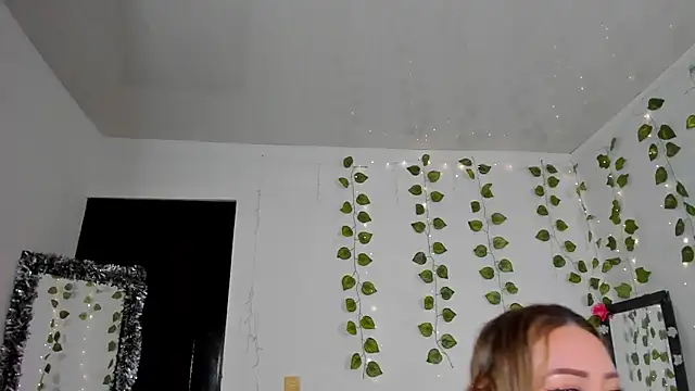 JanneKim online show from March 12, 2:21 pm