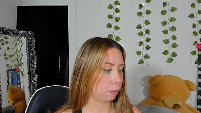 JanneKim online show from March 18, 12:51 pm