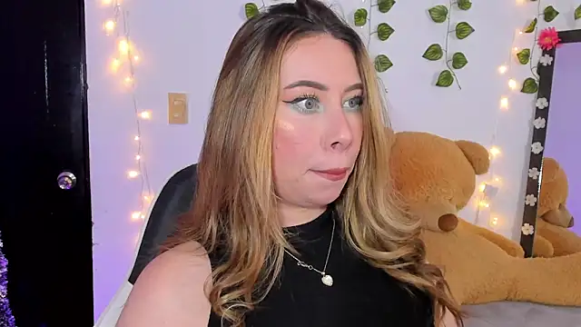 JanneKim online show from April 9, 6:14 pm