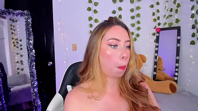 JanneKim online show from March 30, 2:51 pm