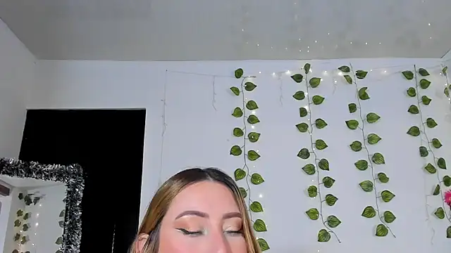 JanneKim online show from April 6, 2:07 pm