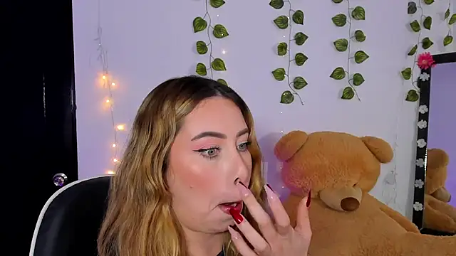 JanneKim online show from April 14, 3:28 pm