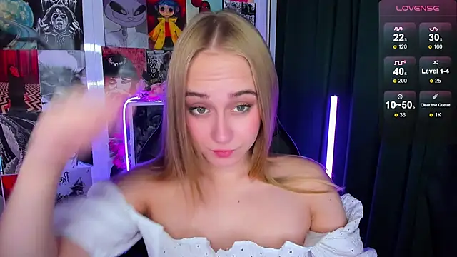 LianaBright online show from October 2, 2:15 am