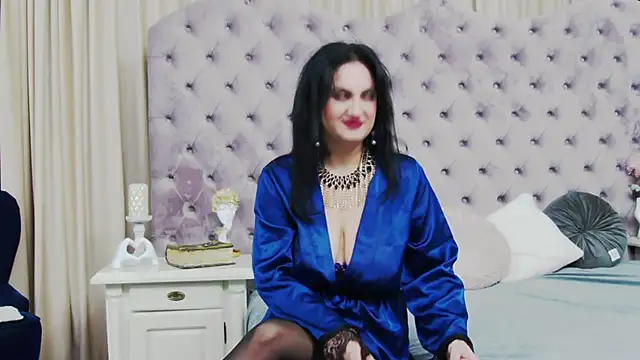 Snapshot of CassidyVelvet chatting on October 29, 7:46 pm CassidyVelvet online show from October 29, 7:46 pm