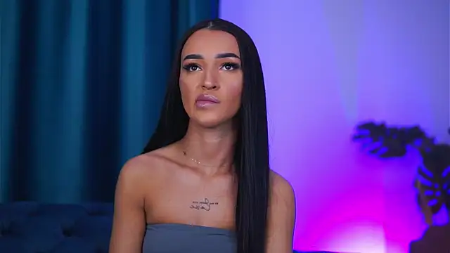DeniseDevilles online show from May 31, 8:20 pm