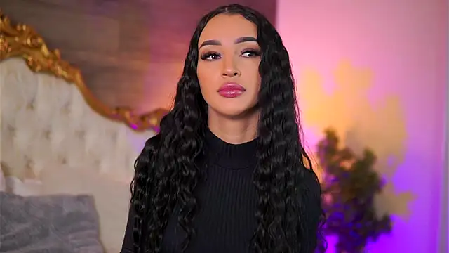 DeniseDevilles online show from February 18, 8:49 am