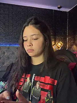 Paloma  LS online show from January 6, 6:56 pm