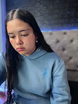 Paloma  LS online show from March 15, 1:18 pm