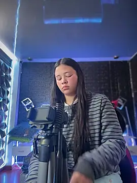 Paloma  LS online show from November 22, 7:46 pm