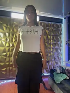 Paloma  LS online show from March 19, 8:09 pm