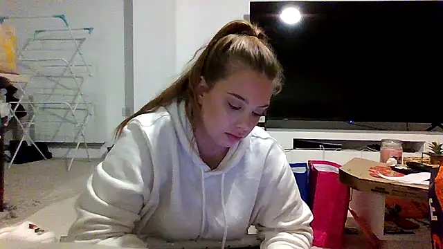 Krystal Tx online show from October 31, 6:59 pm