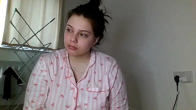 Krystal Tx online show from March 8, 8:06 am