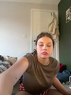 Krystal Tx online show from March 10, 10:50 am