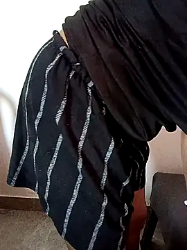 Snapshot of EeshaBhabi chatting on November 9, 5:55 am EeshaBhabi online show from November 9, 5:55 am