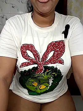 Snapshot of EeshaBhabi chatting on July 6, 2:35 pm EeshaBhabi online show from July 6, 2:35 pm