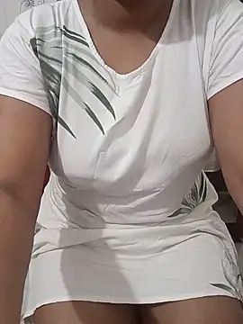 Snapshot of EeshaBhabi chatting on June 14, 1:56 pm EeshaBhabi online show from June 14, 1:56 pm