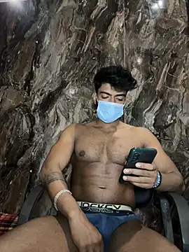 Snapshot of rony6663 chatting on November 13, 6:50 am rony6663 online show from November 13, 6:50 am