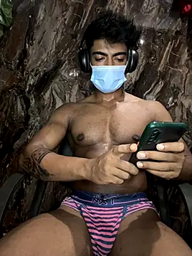 Snapshot of rony6663 chatting on September 21, 6:13 pm rony6663 online show from September 21, 6:13 pm