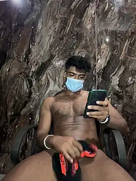 Snapshot of rony6663 chatting on October 19, 6:21 pm rony6663 online show from October 19, 6:21 pm