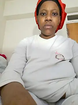 Snapshot of vanie chatting on November 16, 8:19 am vanie online show from November 16, 8:19 am