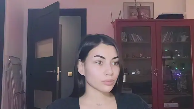 valorant girl online show from February 25, 9:04 pm