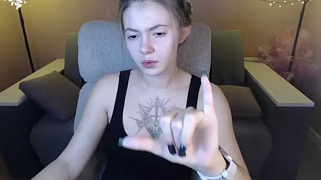 Ritaneer online show from December 25, 9:13 am