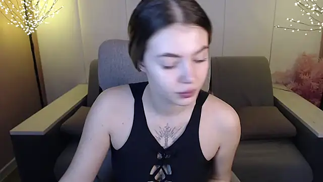 Ritaneer online show from March 18, 9:12 am