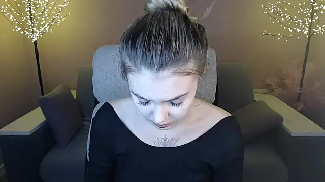 Ritaneer online show from December 17, 9:07 am