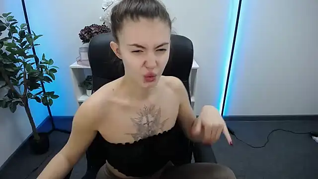 Ritaneer online show from November 30, 9:32 am