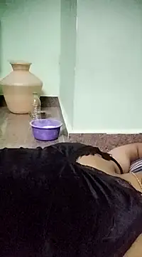 aadhini01 online show from February 23, 11:36 pm